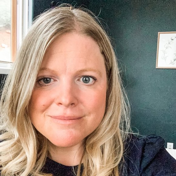 Meet your Posher, Brooke - Picture 1 of 1